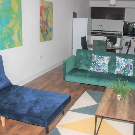 Apartment The Curve - A Bowl Away From The Cricket Stadium - Edgbaston
